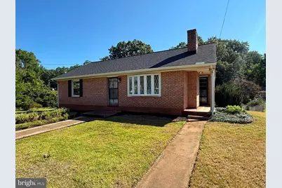 205 Maple Street, Fredericksburg, VA 22405 - Photo 1