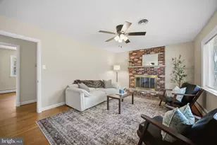 205 Maple St, Fredericksburg, VA 22405 - Photo 5