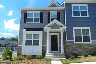 19 Andrews Pl, Fredericksburg, VA 22405 - Photo 1