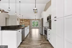 228 Greenbank Rd, Fredericksburg, VA 22406 - Photo 9