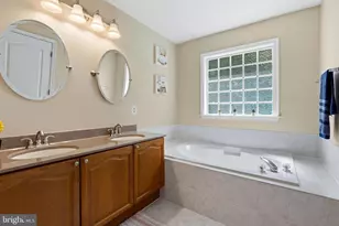 211 Shaw Ct, Fredericksburg, VA 22405 - Photo 15
