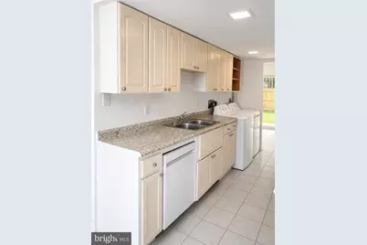1224 Thomas Jefferson Place, Fredericksburg, VA 22405 - Photo 3
