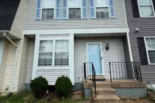 102 Cabin Ct, Stafford, VA 22554 - Photo 1