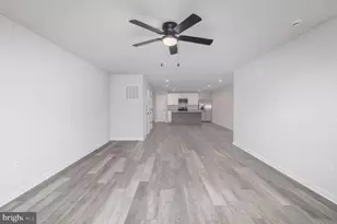 1194 Holly St, Fredericksburg, VA 22405 - Photo 5