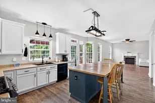 114 Limestone Way, Fredericksburg, VA 22406 - Photo 5