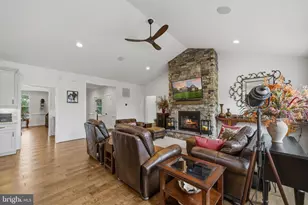 201 Saratoga Woods Ln, Stafford, VA 22556 - Photo 23