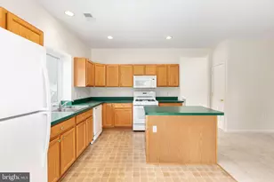 7 Dayton Cir, Fredericksburg, VA 22406 - Photo 13