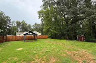 707 Holly Corner Rd, Fredericksburg, VA 22406 - Photo 33