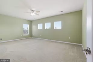 25 Charter Gate Dr, Fredericksburg, VA 22406 - Photo 17