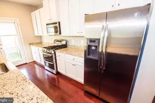207 Almond Dr, Stafford, VA 22554 - Photo 7