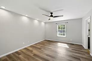 29 Breezy Hill Dr, Stafford, VA 22556 - Photo 15