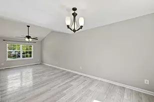 29 Breezy Hill Dr, Stafford, VA 22556 - Photo 13
