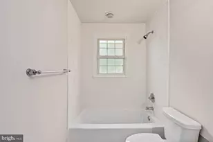 311 Colonial Ave, Fredericksburg, VA 22405 - Photo 17