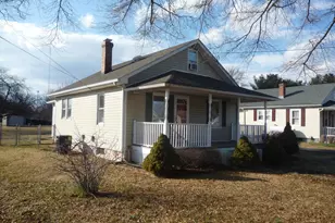 104 Greenway St, Fredericksburg, VA 22405 - Photo 3