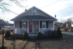 104 Greenway St, Fredericksburg, VA 22405 - Photo 1