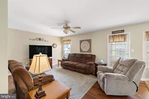 17 N Jenny Lynn Rd, Fredericksburg, VA 22405 - Photo 5
