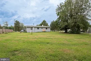 23 Ringgold Rd, Fredericksburg, VA 22405 - Photo 11