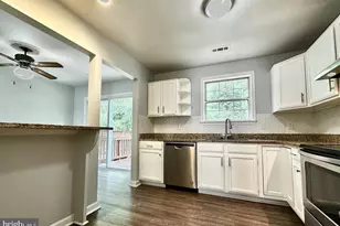 309 Westminster Ln, Stafford, VA 22556 - Photo 3