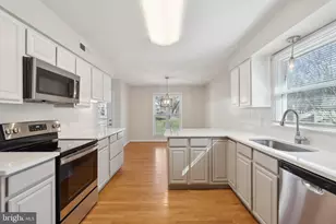 17 S Pointe Ln, Fredericksburg, VA 22405 - Photo 3