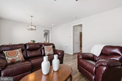 153 Smithfield Way, Fredericksburg, VA 22406 - Photo 5