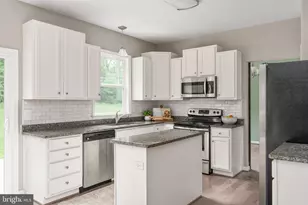 11 Prescott Ln, Fredericksburg, VA 22405 - Photo 21