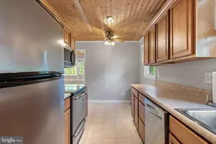 1404 Forbes St, Fredericksburg, VA 22405 - Photo 11