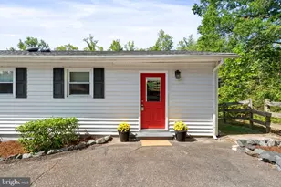 1404 Forbes St, Fredericksburg, VA 22405 - Photo 3