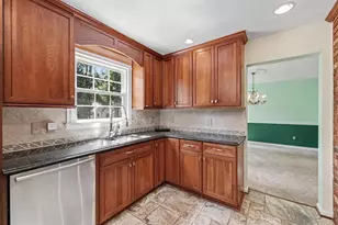 2026 Admiral Dr, Stafford, VA 22554 - Photo 9