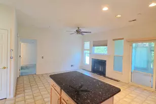 14 Lucketts Dr, Fredericksburg, VA 22406 - Photo 17