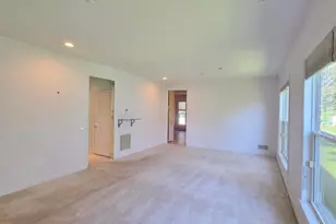 14 Lucketts Dr, Fredericksburg, VA 22406 - Photo 13