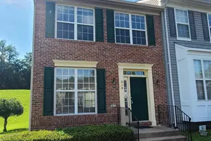 210 Hillside Ct, Stafford, VA 22554 - Photo 3