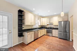 407 Lakeview Ct, Stafford, VA 22554 - Photo 7
