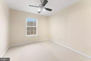 407 Lakeview Ct, Stafford, VA 22554 - Photo 17