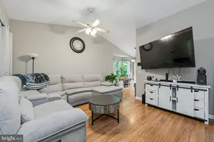 3 Palm Dr, Fredericksburg, VA 22405 - Photo 5