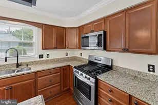 95 Basalt Dr, Fredericksburg, VA 22406 - Photo 17