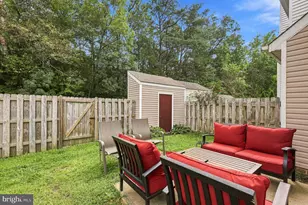 208 Heritage Commons Dr, Fredericksburg, VA 22405 - Photo 25