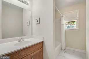 2411 Harpoon Dr, Stafford, VA 22554 - Photo 11