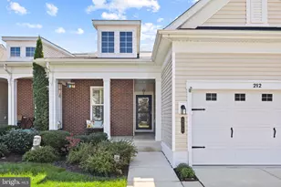 212 Long Point Dr, Fredericksburg, VA 22406 - Photo 5