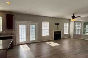 109 Palmer Ct, Stafford, VA 22554 - Photo 9