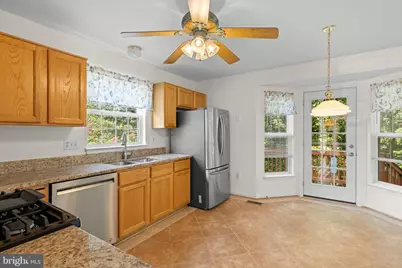 17 Emerald Dr, Fredericksburg, VA 22406 - Photo 11