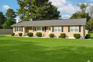 467 Brooke Rd, Fredericksburg, VA 22405 - Photo 1