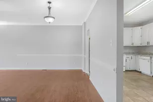 302 Barrie Pl, Fredericksburg, VA 22405 - Photo 15