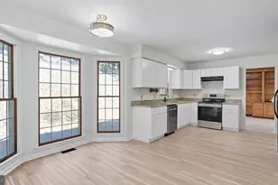 2425 Harpoon Dr, Stafford, VA 22554 - Photo 5