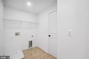204 Truslow Rdg Ct, Fredericksburg, VA 22406 - Photo 35