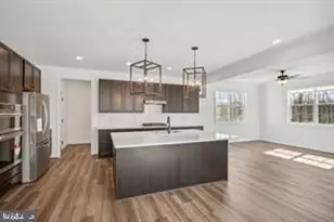 204 Truslow Rdg Ct, Fredericksburg, VA 22406 - Photo 15