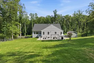 240 Long Meadow Dr, Fredericksburg, VA 22406 - Photo 41