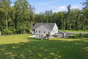 240 Long Meadow Dr, Fredericksburg, VA 22406 - Photo 43