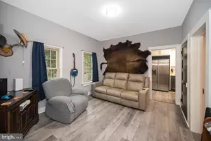111 Forbes St, Fredericksburg, VA 22405 - Photo 11