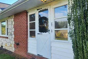 8 Fairfax Cir, Fredericksburg, VA 22405 - Photo 1