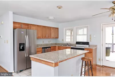 1022 Lakeview Drive, Stafford, VA 22556 - Photo 15